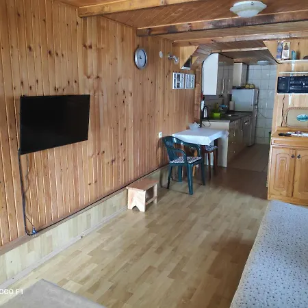 Medeni Sat Mecavnik Apartment *
